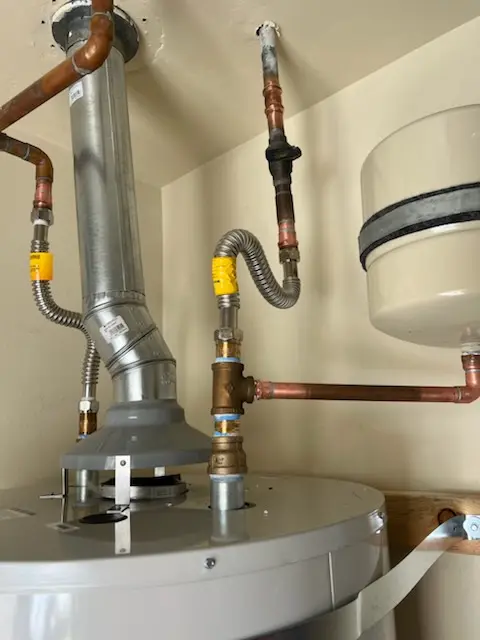 Water heater installation and plumbing repair in Winslow
